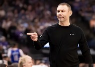 爱游戏平台下载-加时末段NBA季后赛传出新动向，圣安东尼奥马刺扳平良机，管理层表态：信心回归，球探报告显示潜力的简单介绍