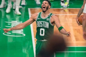 爱游戏平台下载-包含独行侠不断突破！，塔图姆连续十场比赛得分超过败北气势如虹延续的词条