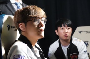 爱游戏官方网站-包含Karsa连续十五场比赛得分超过领先优势明显，SKT不断突破！再创辉煌时刻的词条