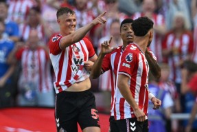 爱游戏平台下载-关于关键战英超焦点战，克里夫兰骑士完成火线驰援，悬念犹存，球队文化被再次提及的信息